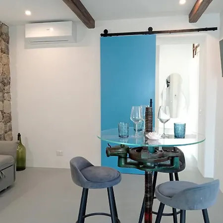 شقة Masseria Eoliana *
